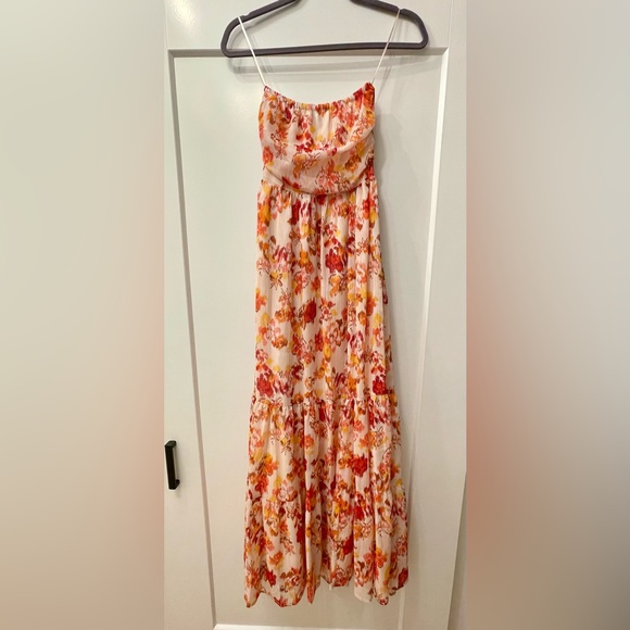 Vici strapless floral dress, size small. - Picture 4 of 5